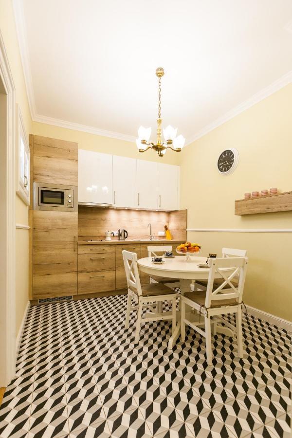 Vintage Poselska Apartment Krasków Εξωτερικό φωτογραφία
